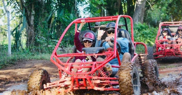 Von Bayahibe: Halbtägige La Romana ATV- oder 4X4-Buggy-Tour — Guided tour and outdoor activity