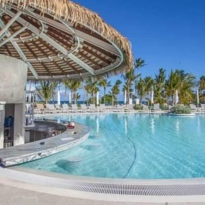 BOOK WITH LOCALS 11 145 280